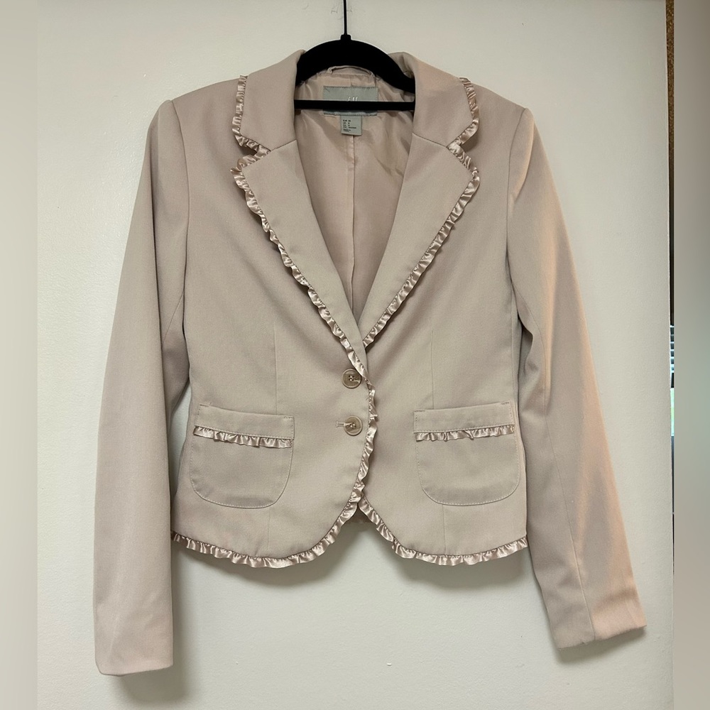 H&M light pink blazer